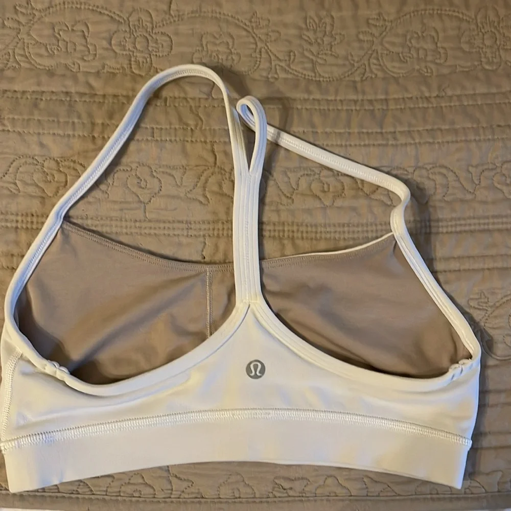Lululemon flow y sports bra - Picture 2 of 3